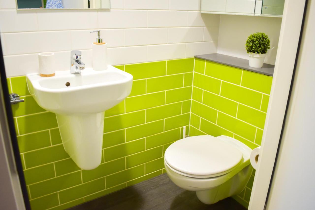 Stunning Aldgate Studio - Free Wifi And Gym! - Iq Aldgate Лондон Экстерьер фото